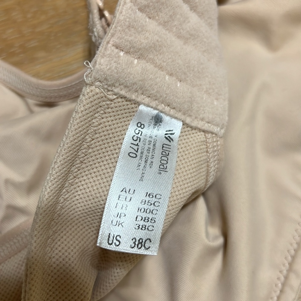 Wacoal Underwire Sports Bra - Women's size 38C NWOT.# 855170 - Picture 7 of 8